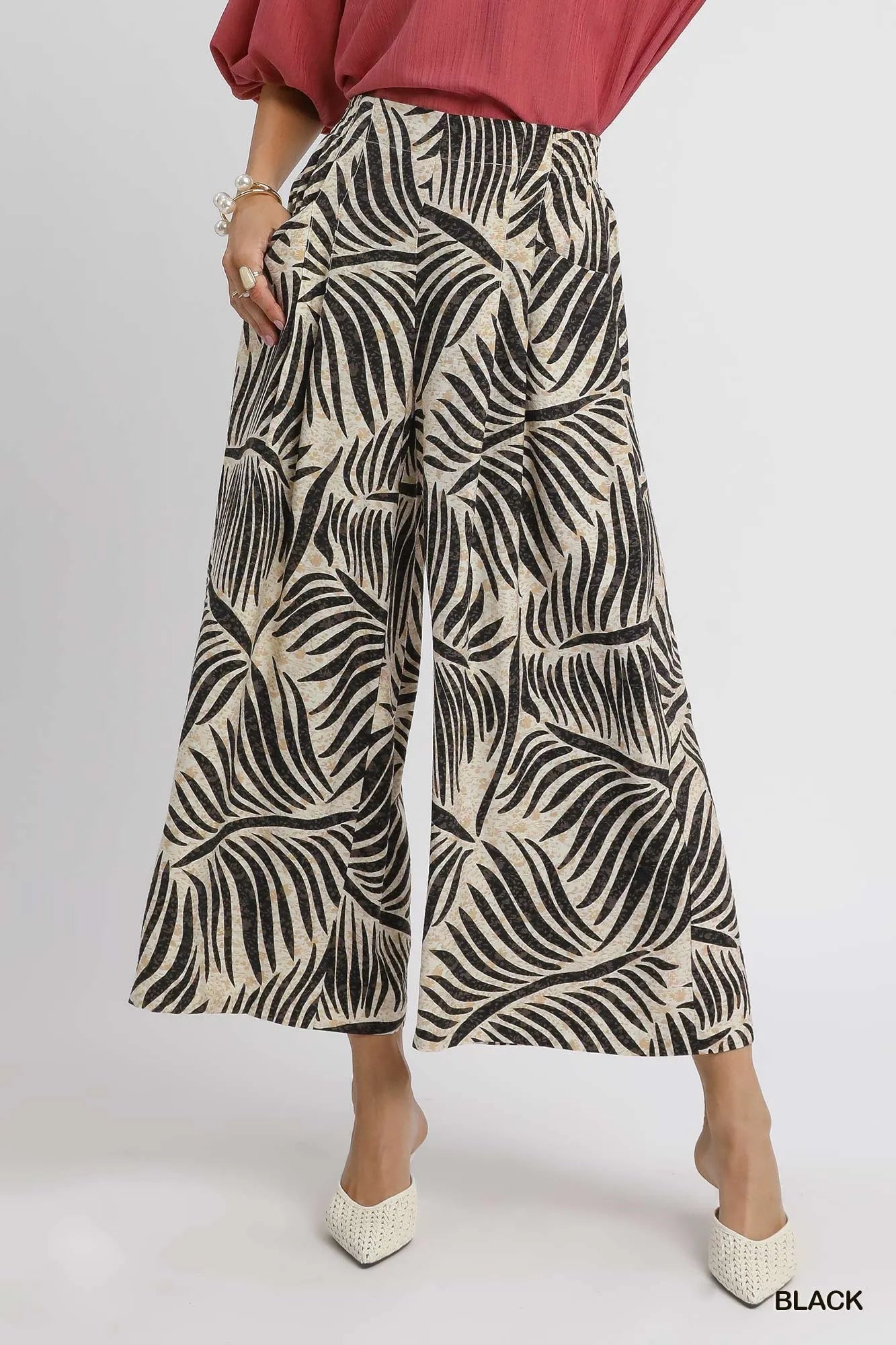 Umgee Palm Leaf Print Wide Leg Culotte Pants Black