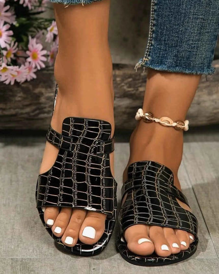 Crocodile Pattern Flat Sandals