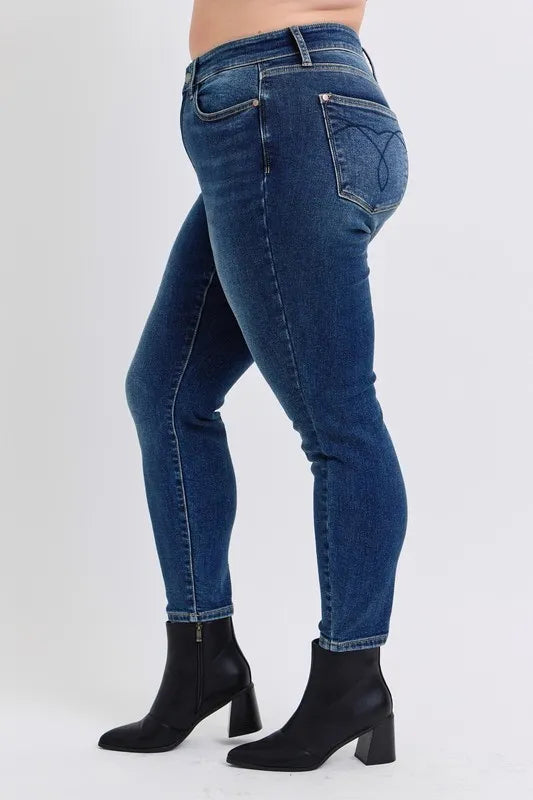 Judy Blue Full Size Run Mid-Rise Waist Skinny Jeans with Thermal Lining