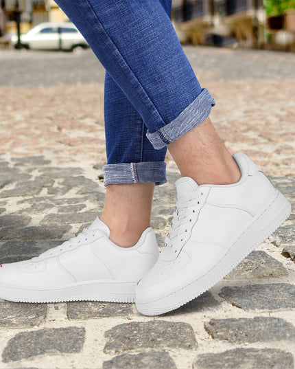 SF_F8 Low Top Unisex Sneaker