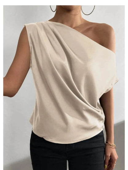 Asymmetrica One-Shoulder Draped Blouse