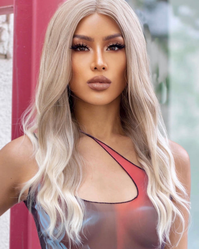 13*2" Lace Front Wigs Synthetic Long Wave 24" 150% Density in Medium Blonde Highlights