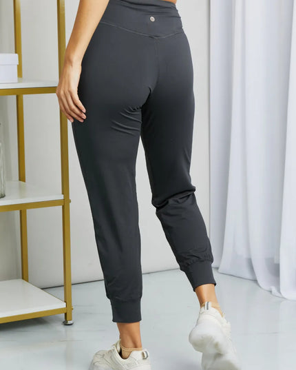 Leggings Depot Full Size Wide Waistband Cropped Joggers