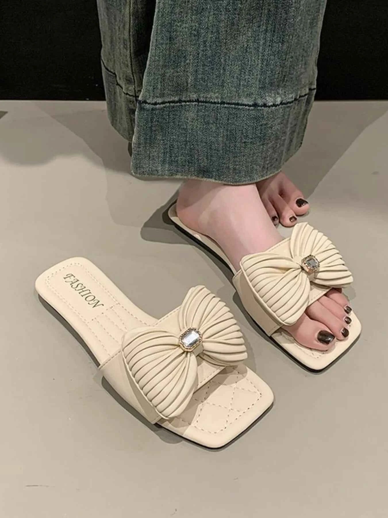 Bow-Knot Flat Sandals