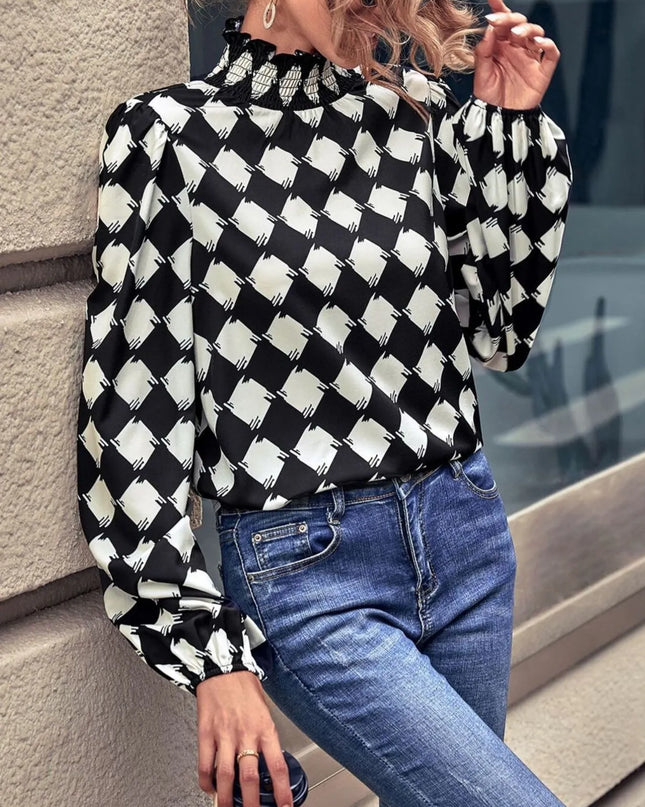 Checkered Pattern Balloon Sleeve Blouse