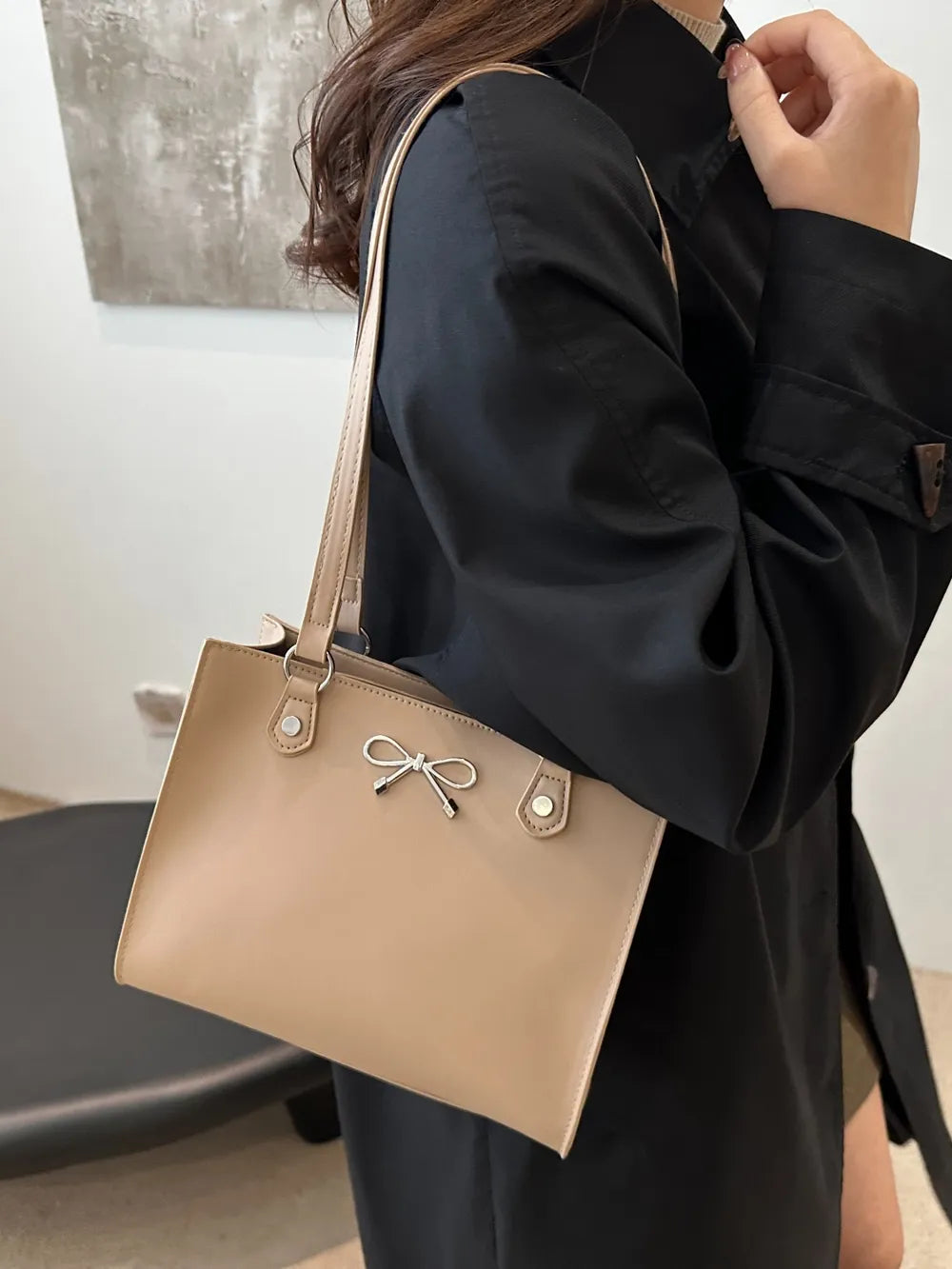 Bow PU Leather Shoulder Bag 