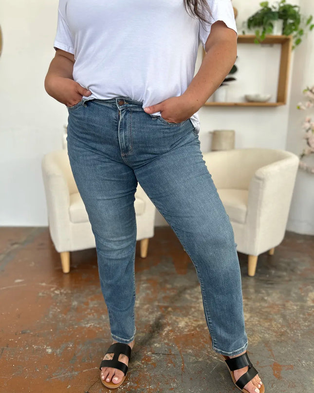 Judy Blue Full Size High Waist Straight Jeans