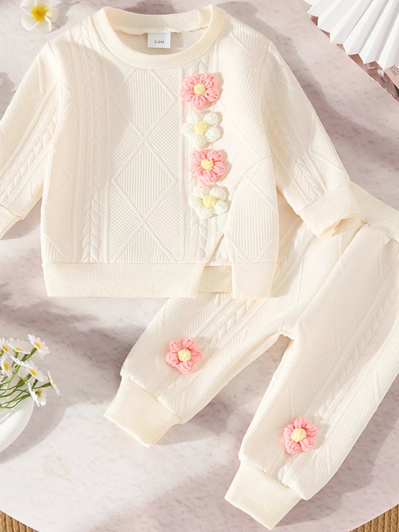 Children's Flower Textured Top and Pants Set Apricot