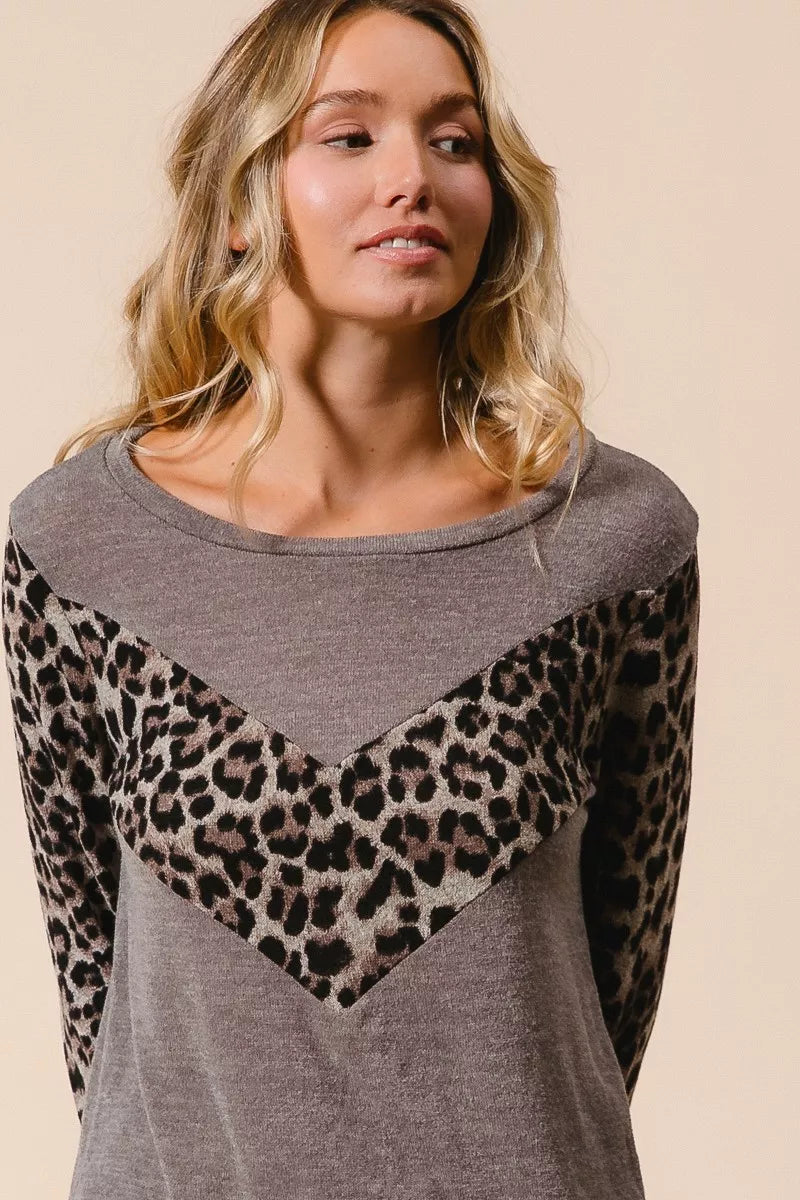 BiBi Sweater Knit Top With Leopard V Shape Block
