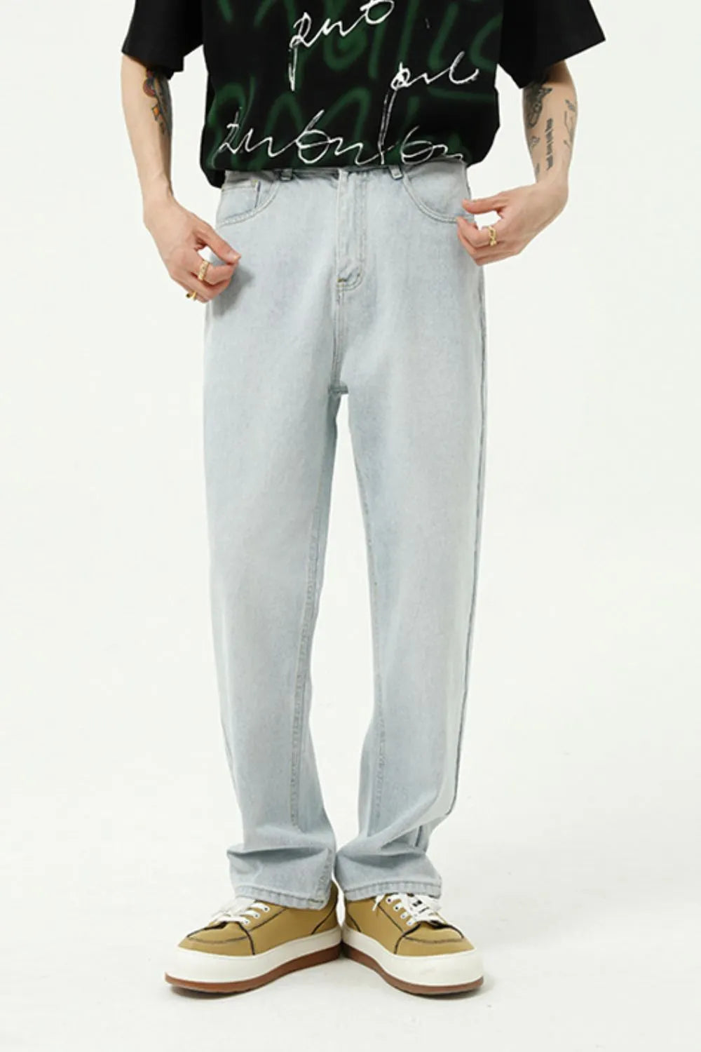 Washed Straight-Leg Slim Jeans Light