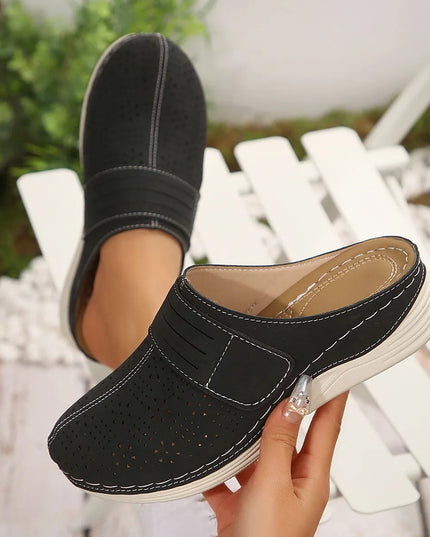 Round Toe Wedge Sandals