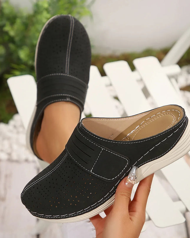 Round Toe Wedge Sandals