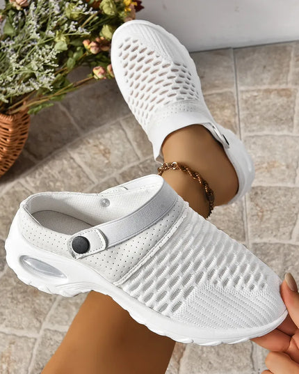 Breathable Mesh Round Toe Sneakers 