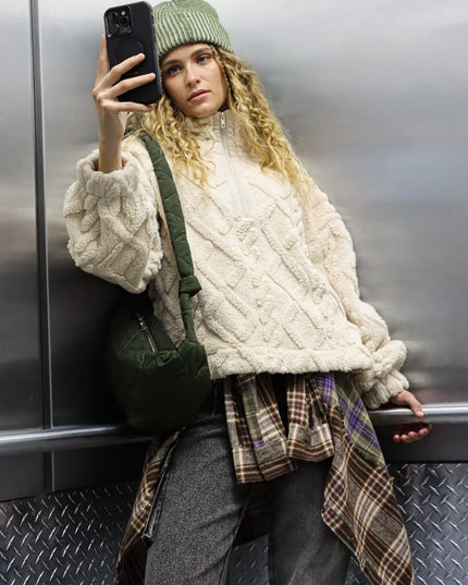 c8611cc8-0c24-4767-beb7-8665936203a1-Max