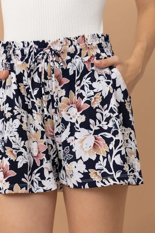 And The Why Wrinkle-free Stretchy Cooling Fabric Shorts