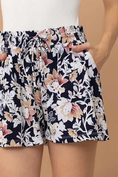 And The Why Wrinkle-free Stretchy Cooling Fabric Shorts