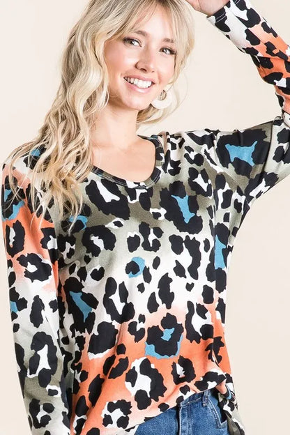 BiBi Gradation Leopard Print Soft Knit Deep U Neck Top