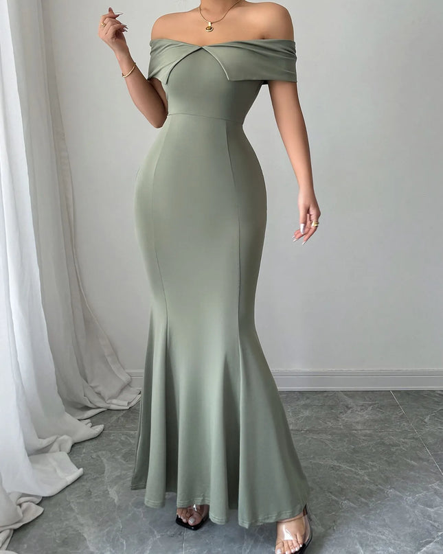 Off-Shoulder Mermaid Maxi Dress 