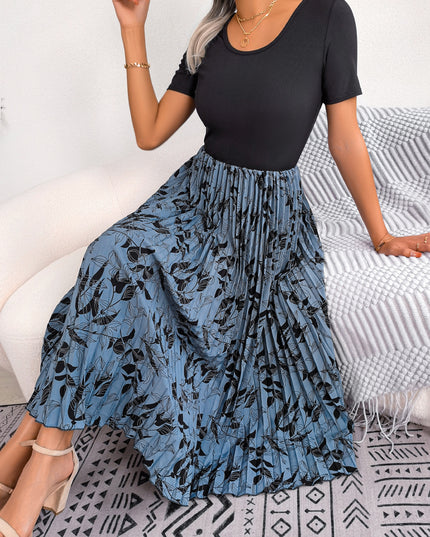 Printed Round Neck Pleated Dress 