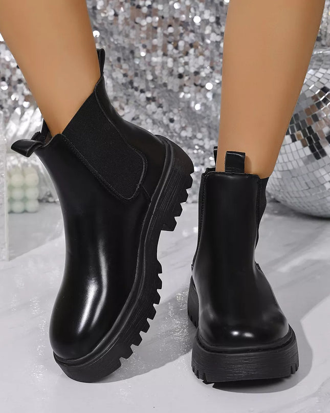 Round Toe Platform Boots Black