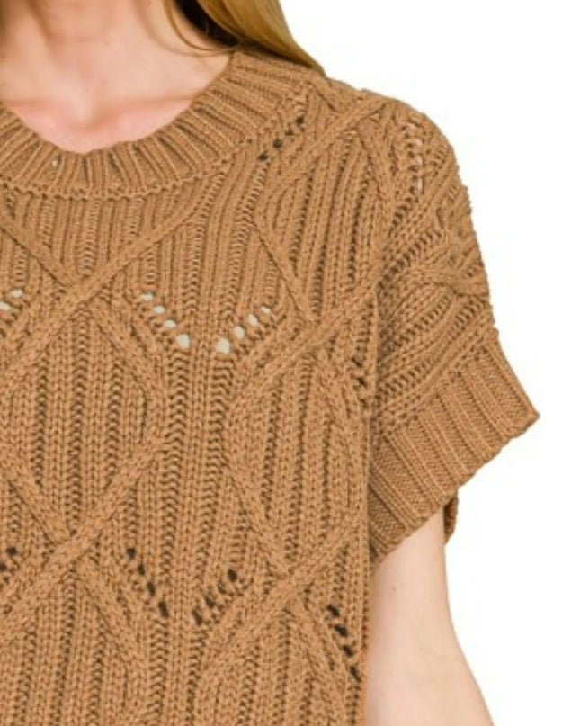 Zenana Cable Knit Short Sleeve Sweater