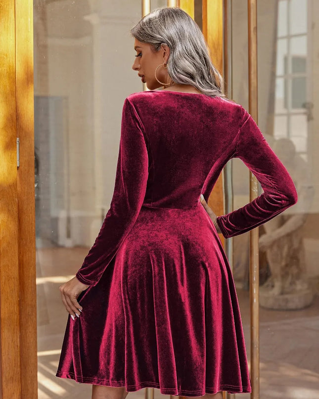 Round Neck Long Sleeve Knee Length Dress