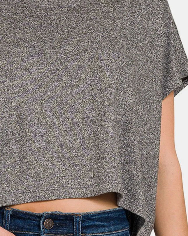 Zenana Short Sleeve Round Neck Cropped T-Shirt