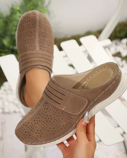 Round Toe Wedge Sandals