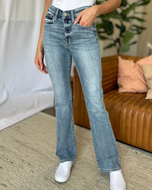 Judy Blue Full Size Medium Rise Bootcut Jeans Light