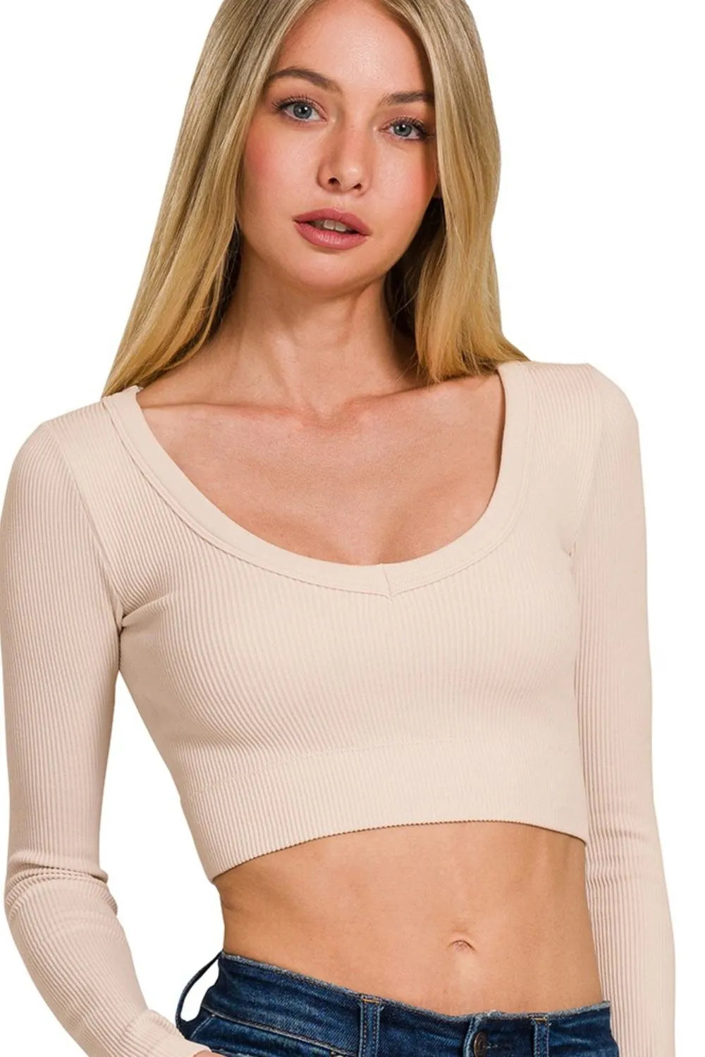 Zenana Seamless Fitted Rib V-neck Long Sleeve Crop Top 