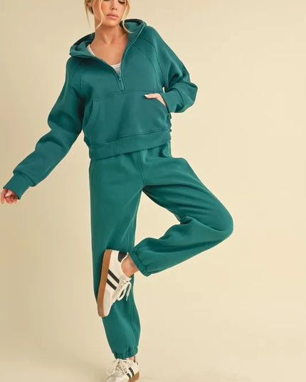 Aemi+Co Drawstring Elastic Waist Joggers 