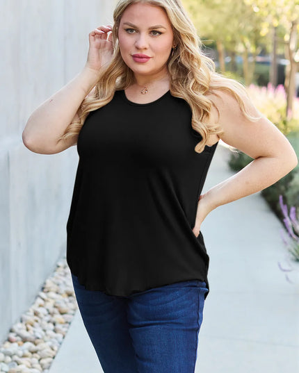Basic Bae Full Size Round Neck Curved Hem Tank