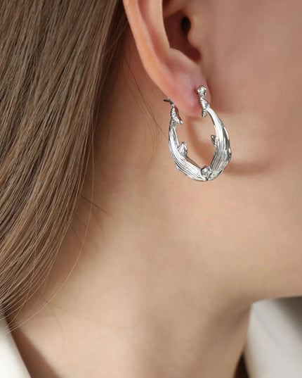 Gold Horseshoe Jewelry Set with Necklace and Earrings 