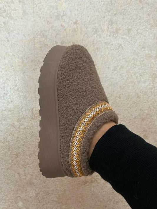 WILD DIVA Embroidered Trim Platform Sherpa Boots Taupe