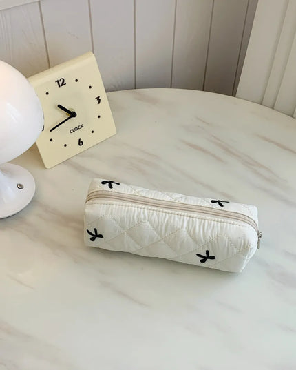 Bow Embroidered Quilted Storage Bag