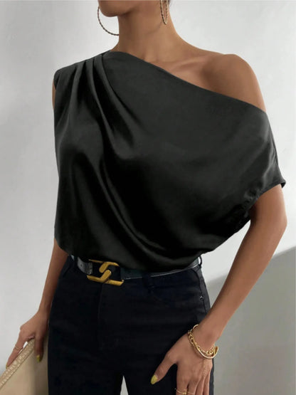 Asymmetrica One-Shoulder Draped Blouse Black