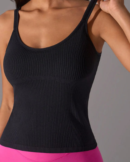 Scoop Neck Active Tank with Detachable Chest Pads
