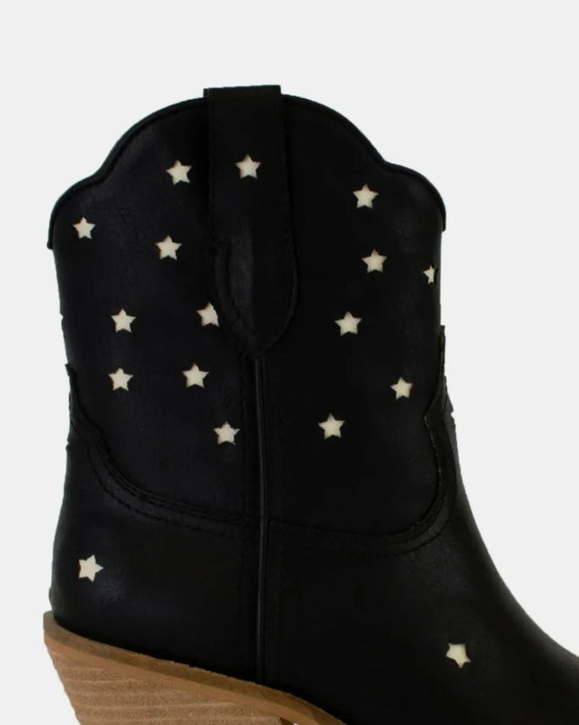 Beast Fashion Faux Leather Star-Shaped Cutouts Point Toe Boots