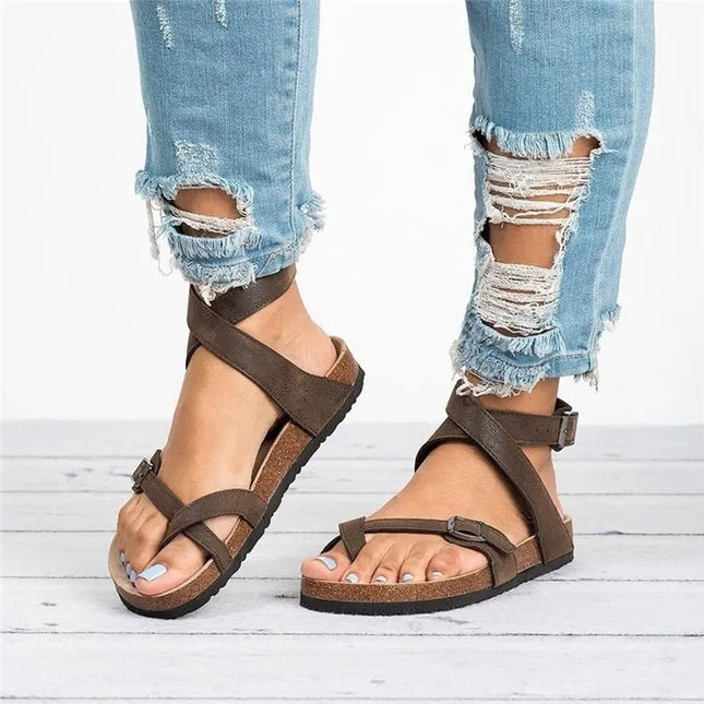 Toe Loop Flats Sandals Brown