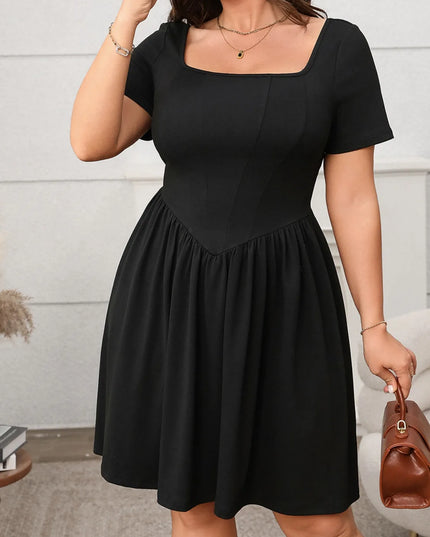 Plus Size Square Neck Short Sleeve Mini Dress