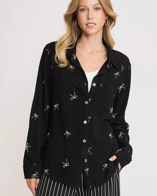 Umgee Linen Blend Fitted Shirt with Ribbon Embroidery Details Black