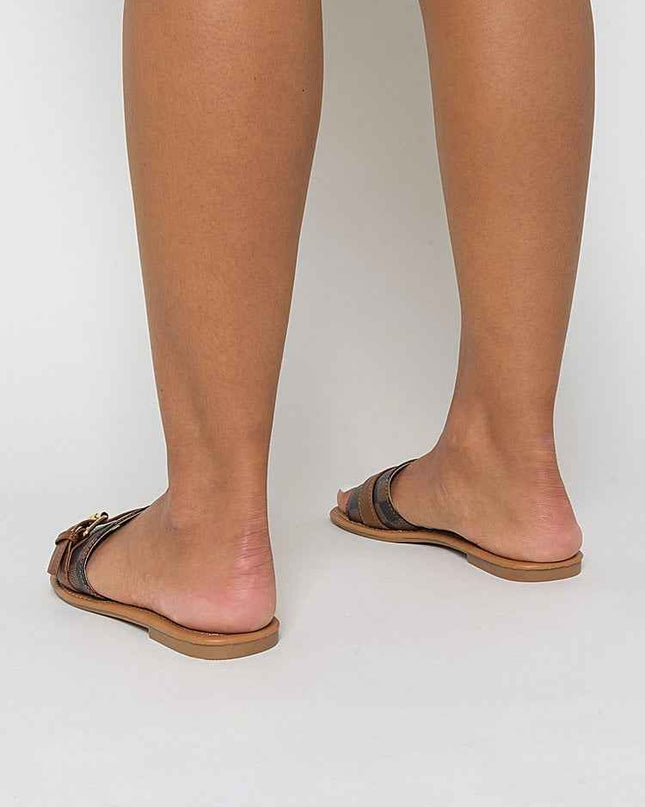 Open Toe Flat Sandals